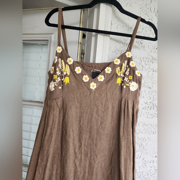 Anthropologie Lithe Linen Brown Floral Embroidered Dress - Picture 3 of 9